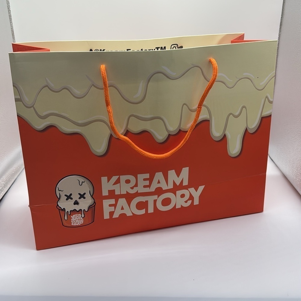 Kream Factory Empty Orange & Cream Shopping Bag with Handles - Picture 1 of 4